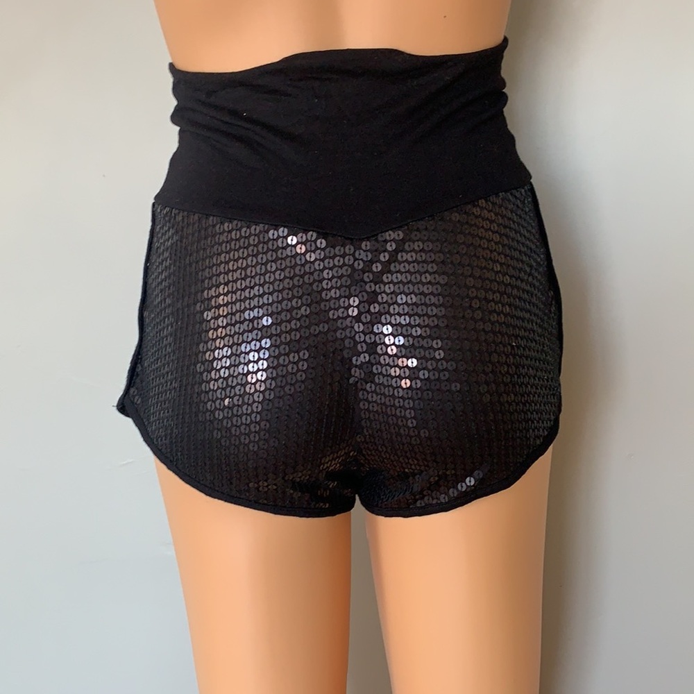 Sequin shorts - Picture 4 of 5